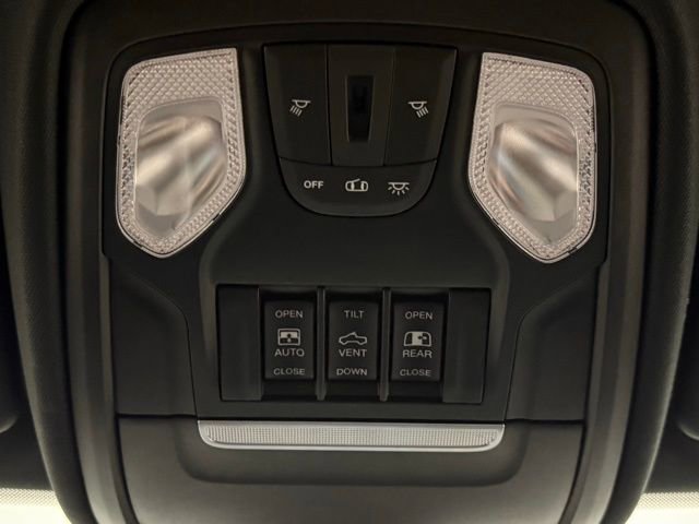 Used 2021 RAM 1500 Big Horn image 33