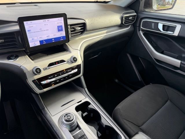 Certified 2023 Ford Explorer XLT image 18