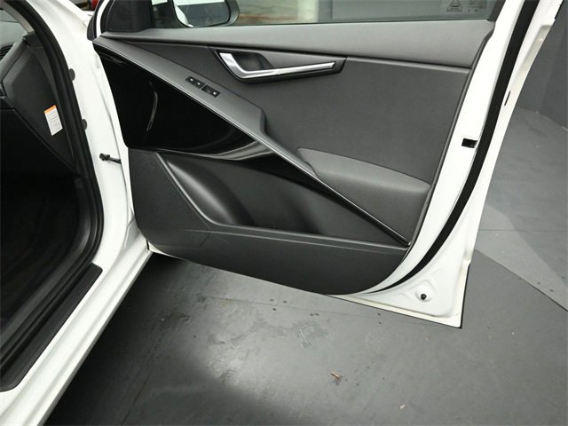 Used 2024 Kia Niro EX image 49