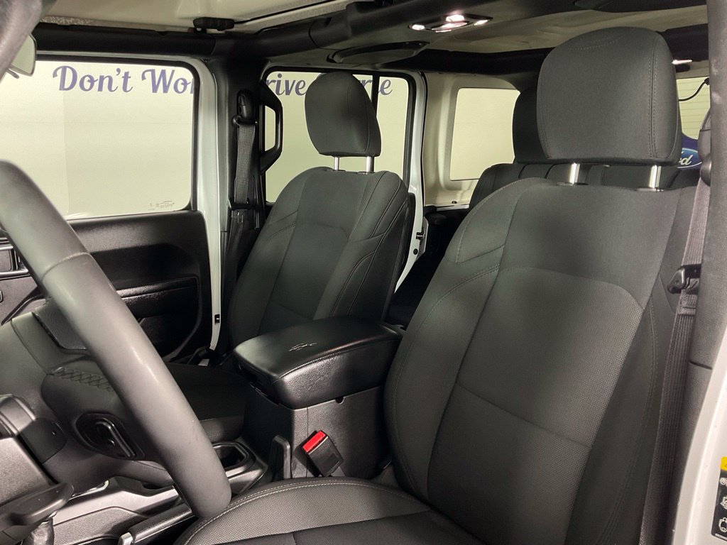 Used 2023 Jeep Wrangler Unlimited Sport AWD/4WD image 14