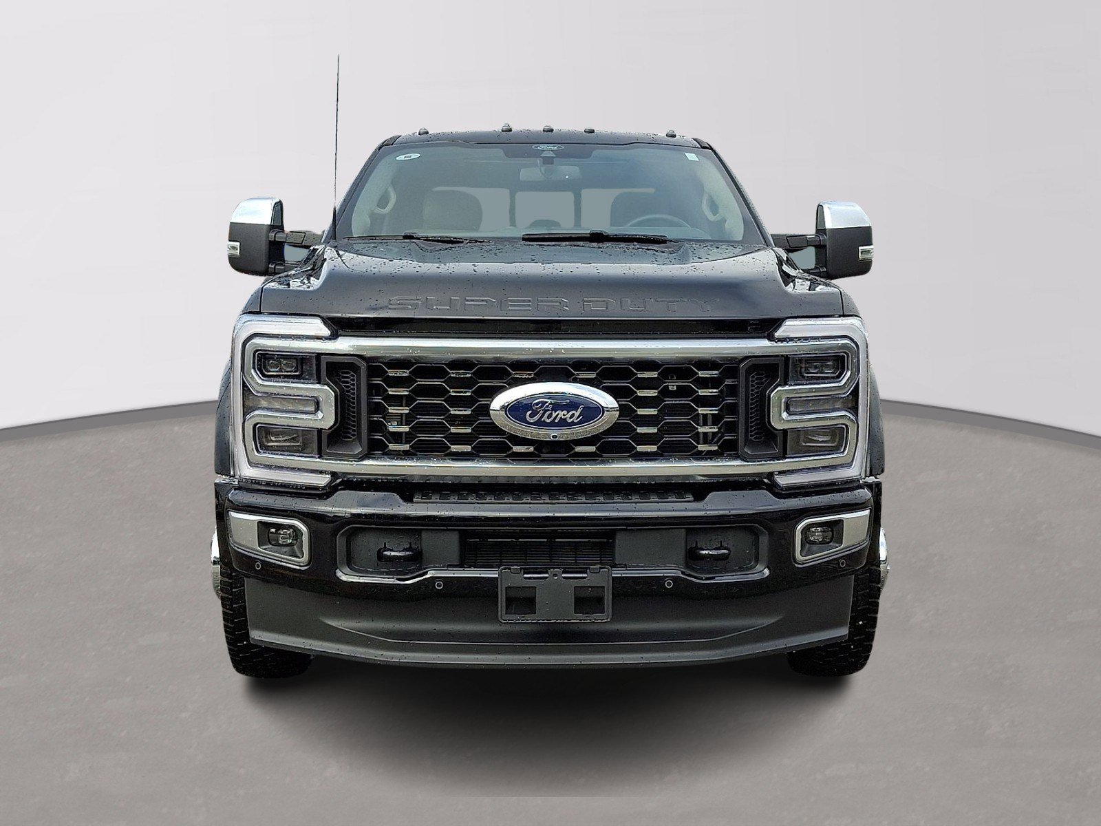 Certified 2026 Ford F450 Platinum w/ Platinum Plus Package AWD/4WD image 2