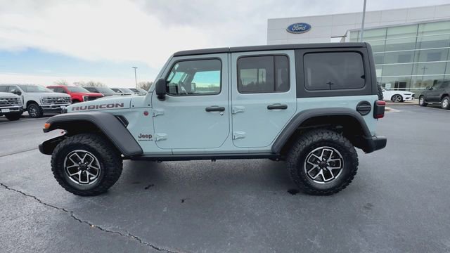 Used 2024 Jeep Wrangler Unlimited Rubicon image 3
