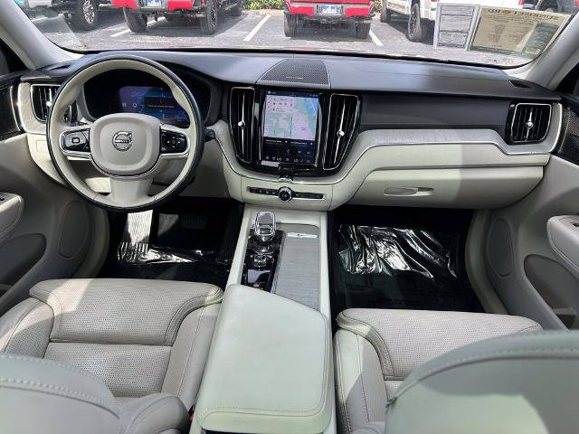 Used 2023 Volvo XC60 B5 Ultimate w/ Climate Package AWD/4WD image 10