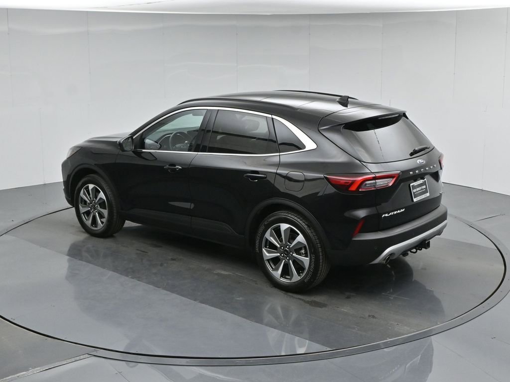 Certified 2025 Ford Escape Platinum w/ Premium Technology Package image 45