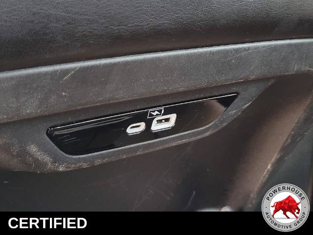 Used 2023 Chrysler Pacifica Limited FWD image 18