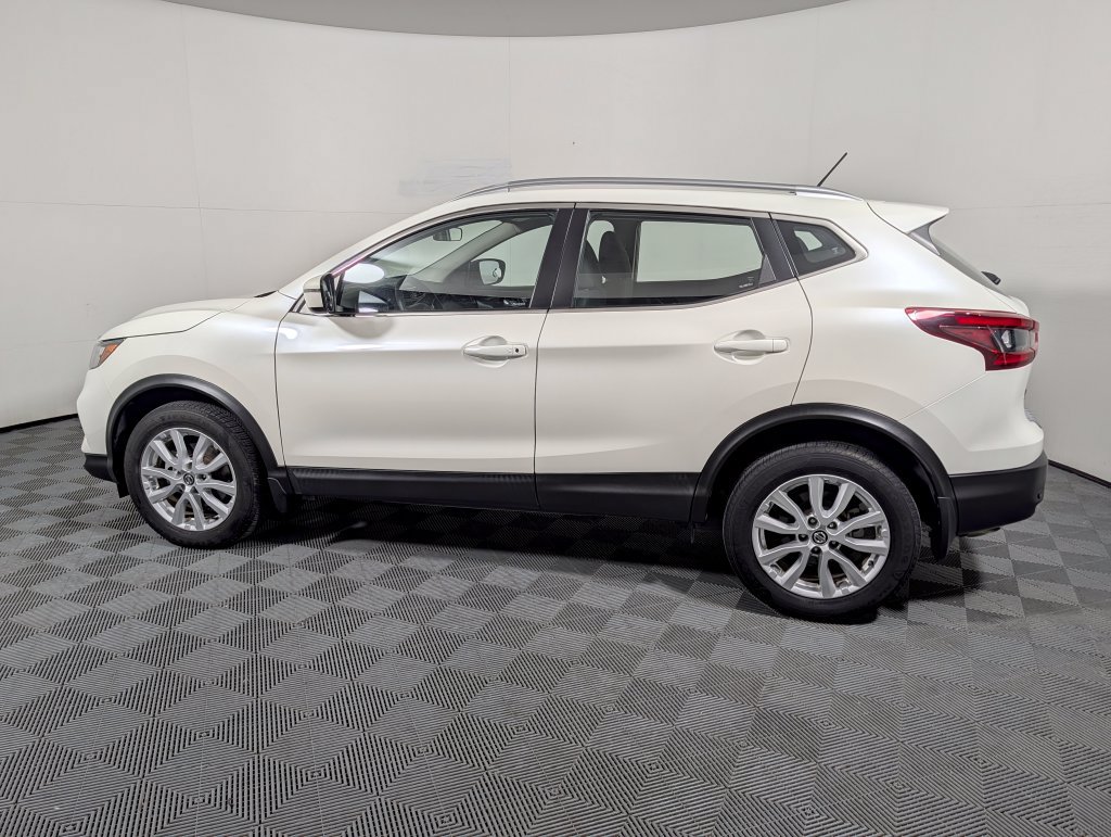 Used 2021 Nissan Rogue Sport SV FWD image 5