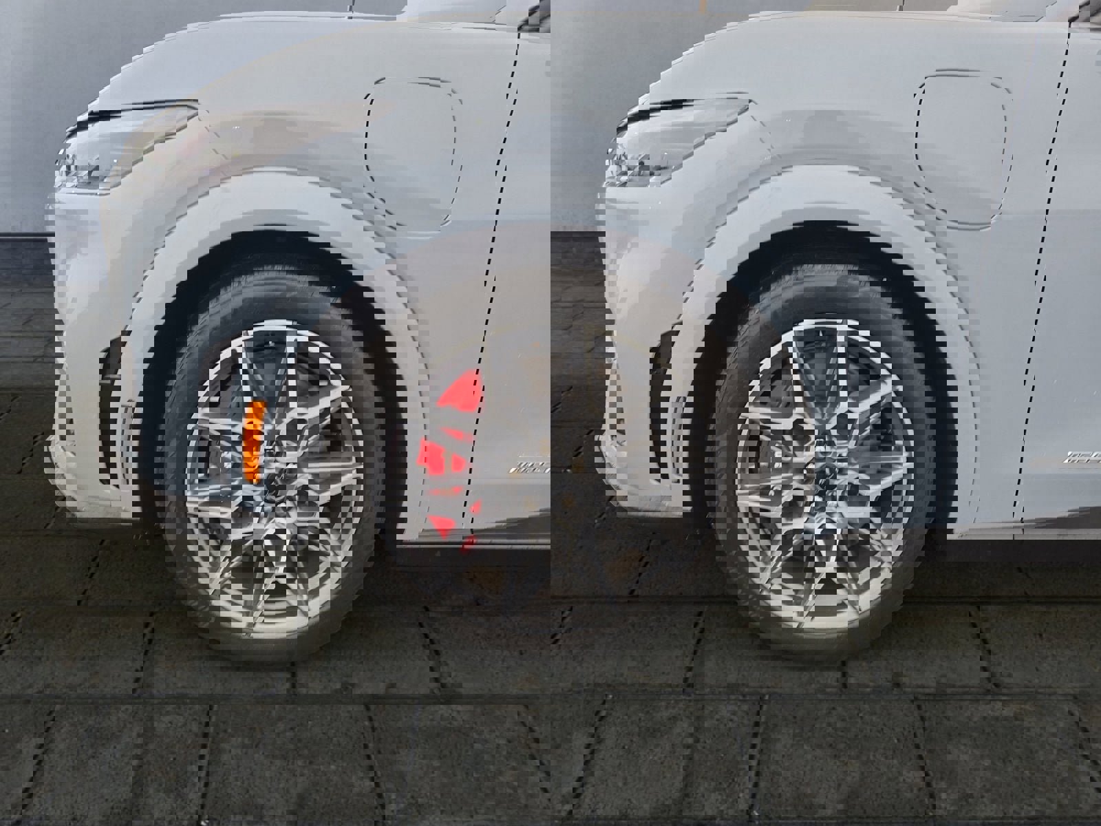 Certified 2025 Ford Mustang Mach-E GT image 27