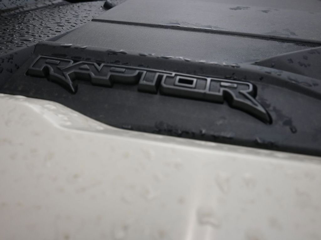 Certified 2025 Ford Bronco Raptor w/ Interior Carbon Fiber Pack AWD/4WD image 24