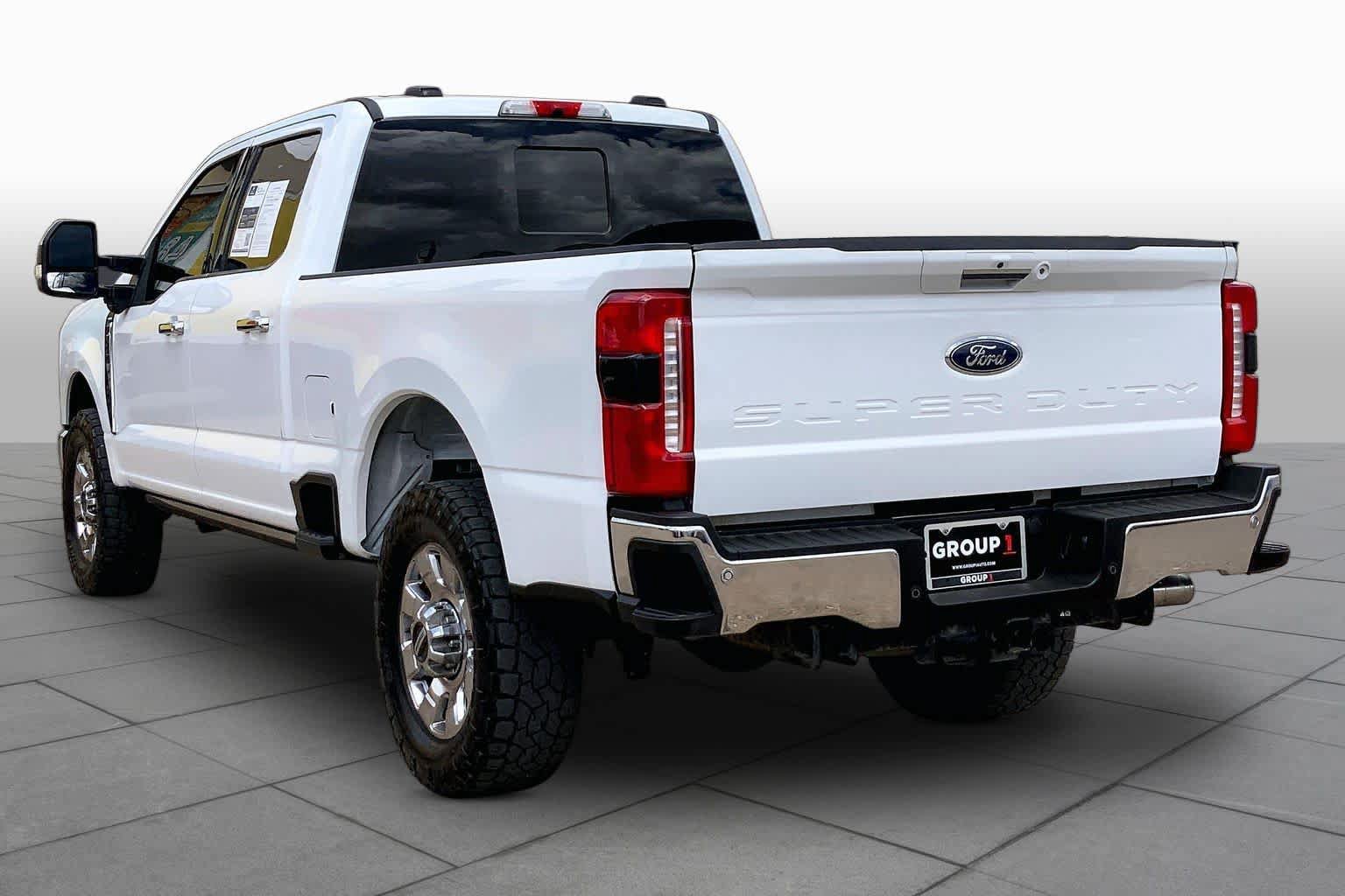 Certified 2024 Ford F250 Lariat w/ Lariat Ultimate Package AWD/4WD image 12