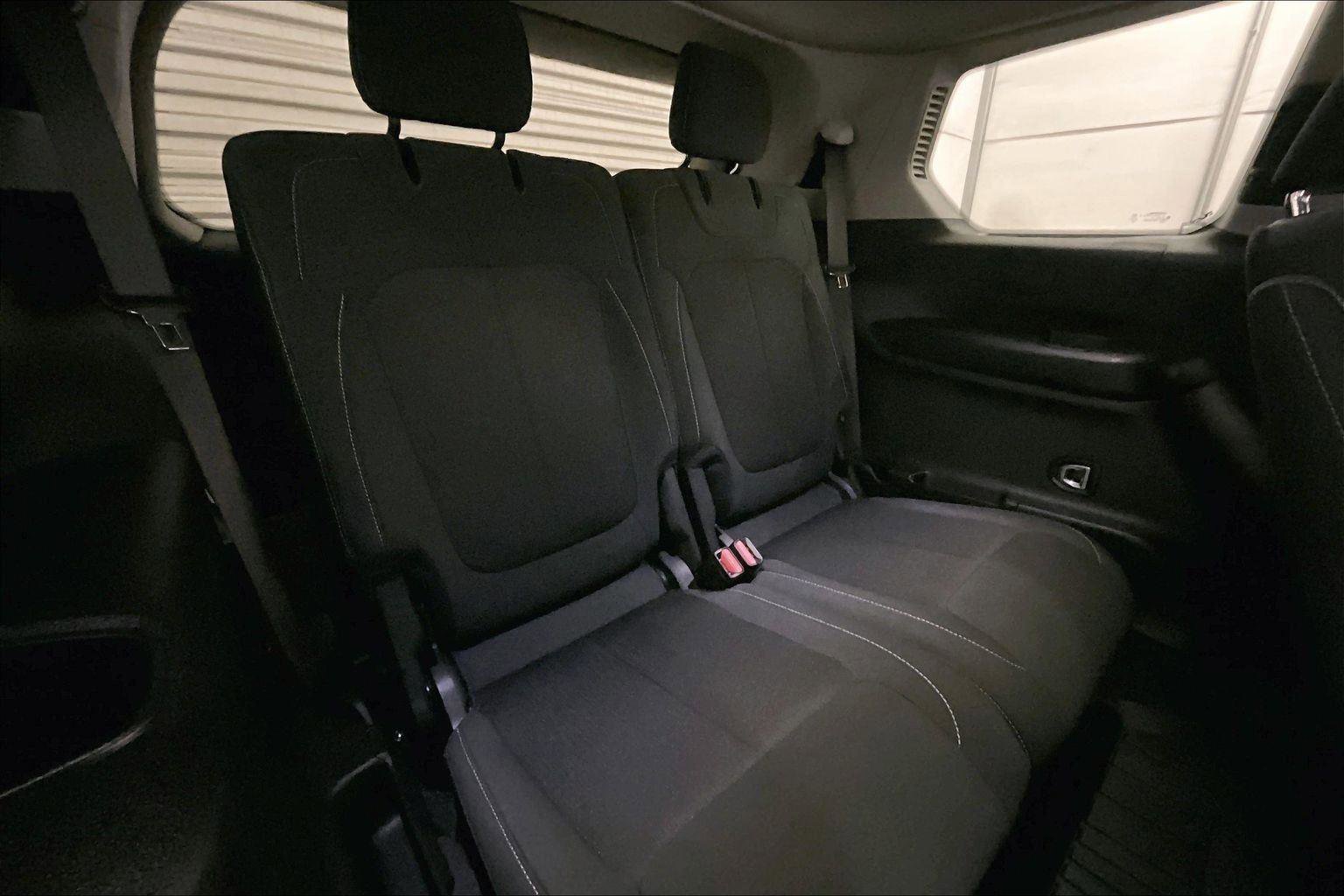 Used 2023 Jeep Grand Cherokee L Laredo image 27