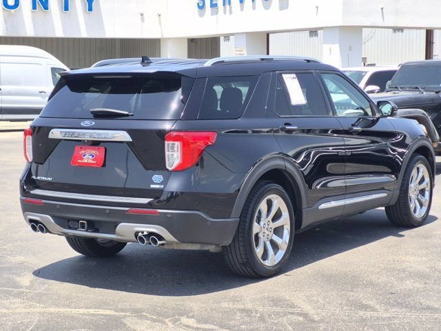 Certified 2020 Ford Explorer Platinum w/ Premium Technology Package AWD/4WD image 6