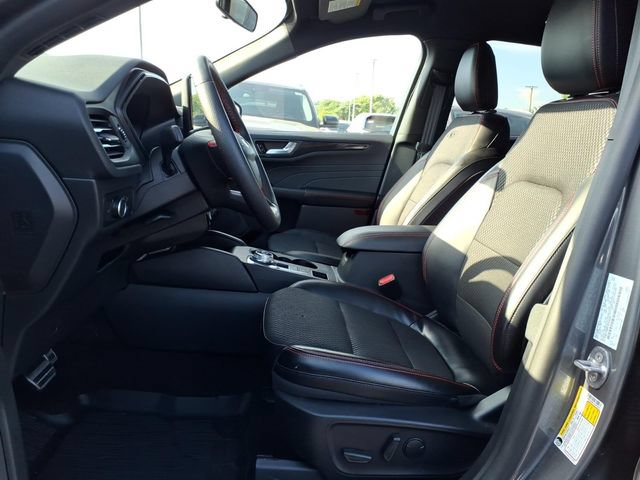 Certified 2024 Ford Escape ST-Line w/ Tech Pack #1 AWD/4WD image 18