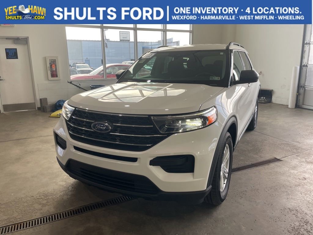 Certified 2022 Ford Explorer XLT w/ Class IV Trailer Tow Package AWD/4WD image 1