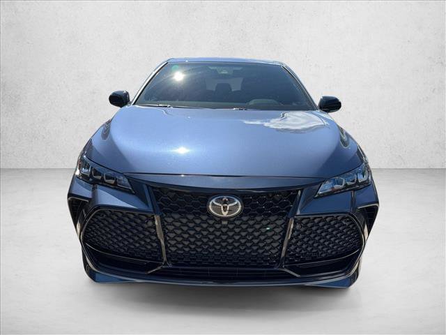 Used 2019 Toyota Avalon XSE w/ All Weather Liner Package FWD video 2