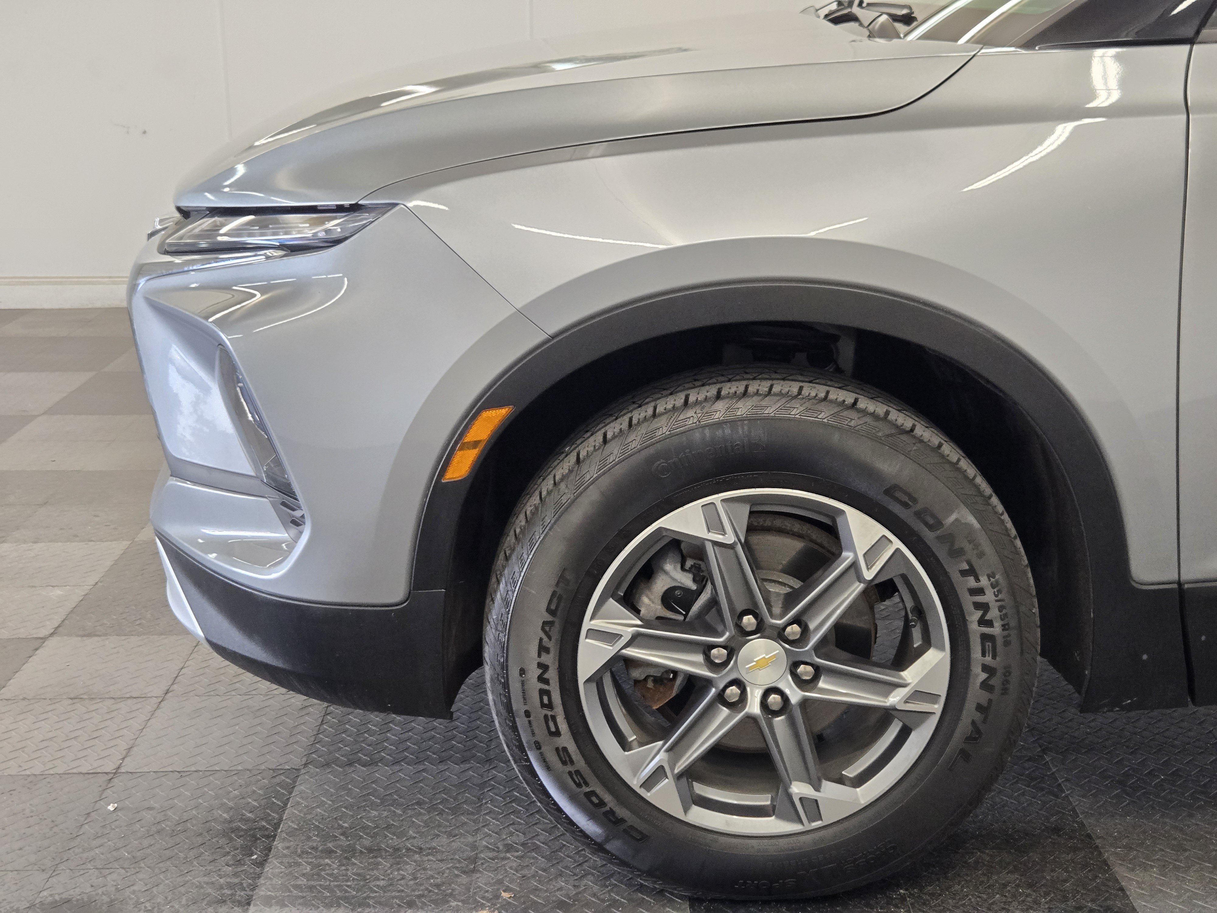Used 2024 Chevrolet Blazer LT w/ Convenience Package FWD image 9