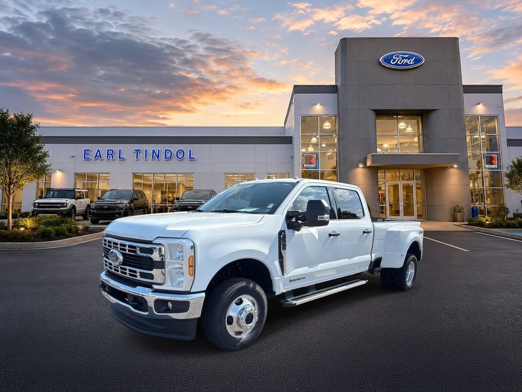 Certified 2025 Ford F350 XLT w/ 360-Degree Camera Package AWD/4WD image 5
