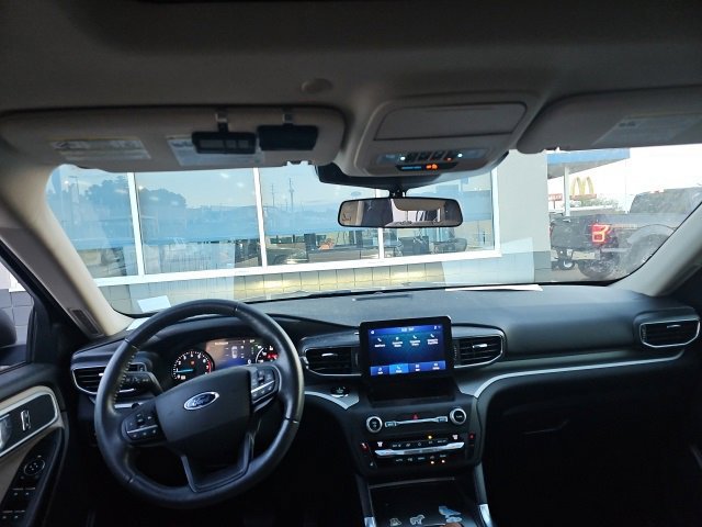 Certified 2020 Ford Explorer XLT w/ Equipment Group 202A image 15