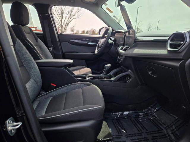 Used 2024 Chevrolet TrailBlazer LS w/ LS Confidence Package FWD image 7