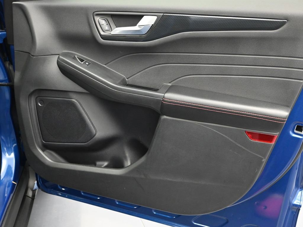 Certified 2023 Ford Escape ST-Line w/ Equipment Group 301A image 46