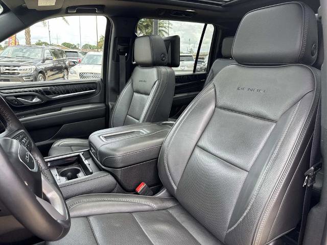 Used 2024 GMC Yukon XL Denali w/ Denali Reserve Package RWD image 20