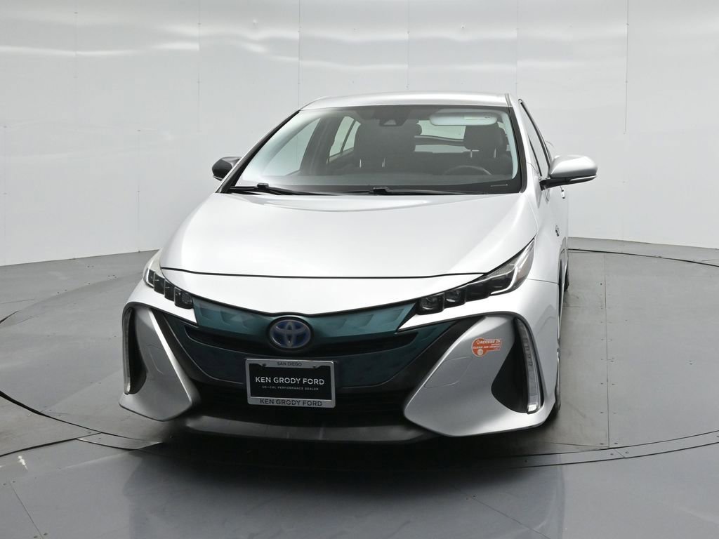 Used 2018 Toyota Prius Prime Plus w/ Carpet Mat Package FWD image 49