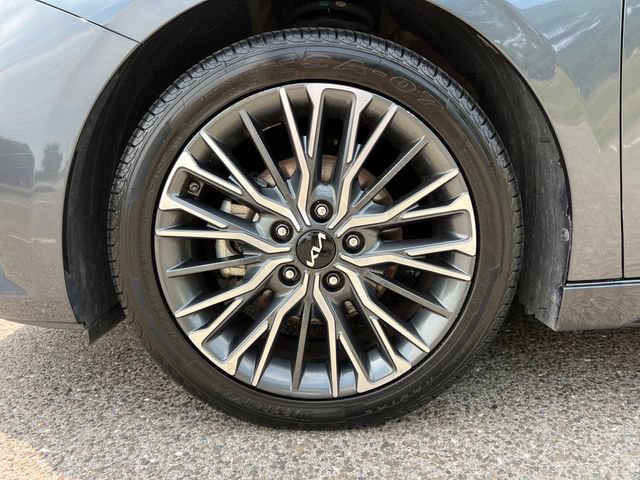 Used 2022 Kia Forte GT-Line w/ GT-Line Premium Package FWD image 16
