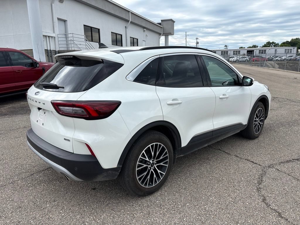 Certified 2023 Ford Escape SE FWD image 7