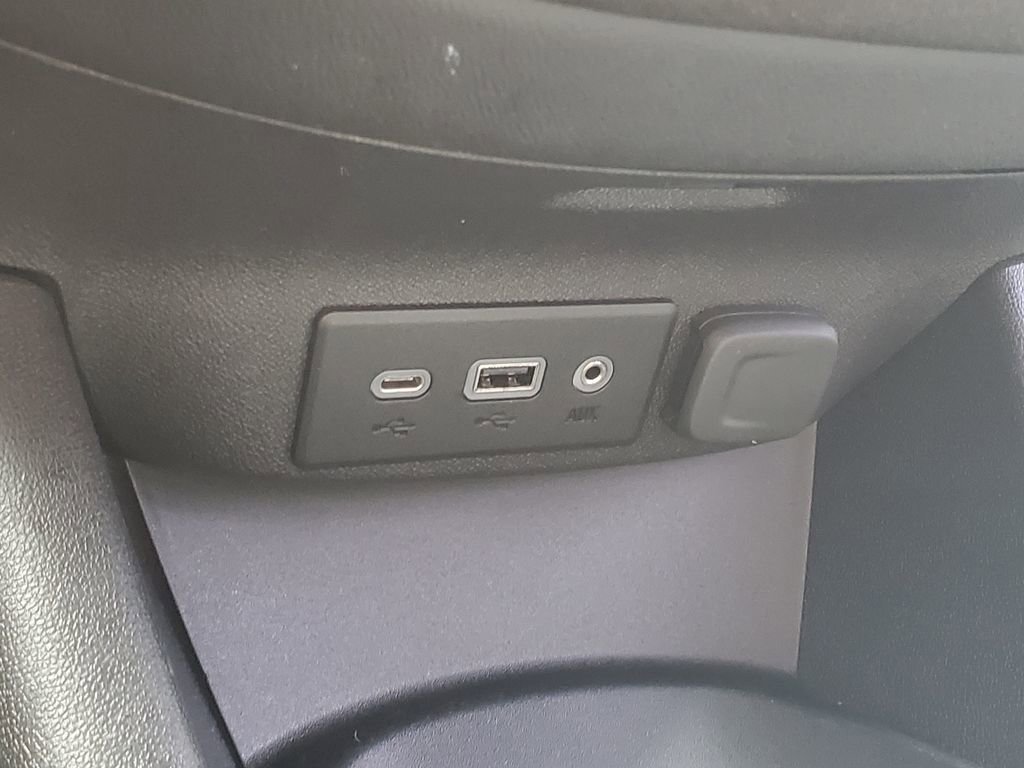 Used 2020 Chevrolet Malibu LS image 26