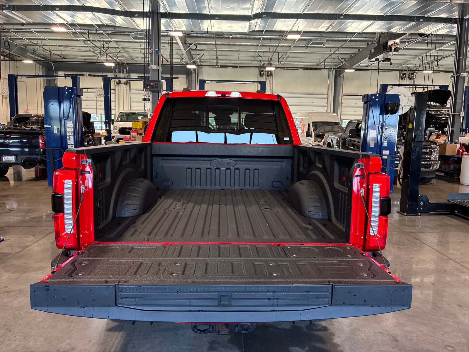 Certified 2023 Ford F350 Lariat w/ Lariat Ultimate Package AWD/4WD image 10