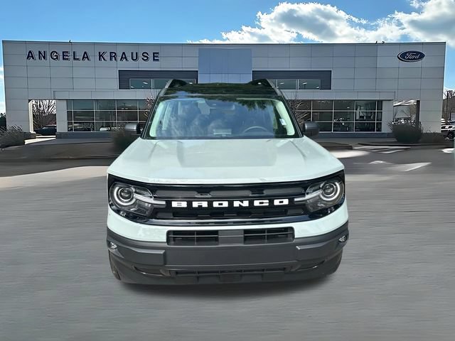Certified 2024 Ford Bronco Sport Outer Banks w/ Tech Package AWD/4WD image 2