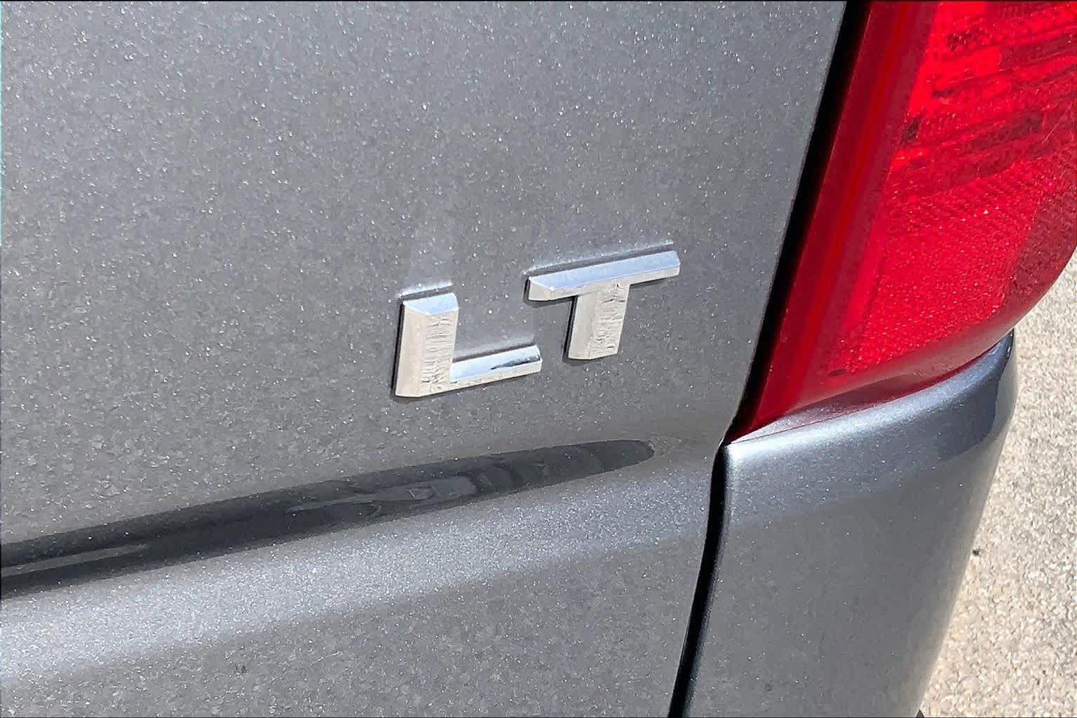 Used 2020 Chevrolet Silverado 1500 LT w/ Texas Edition RWD image 26