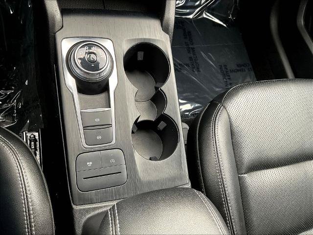 Certified 2022 Ford Escape SEL AWD/4WD image 16