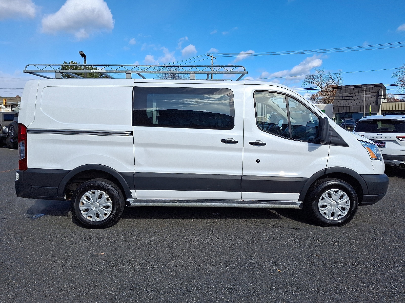 Certified 2018 Ford Transit 250 130 Low Roof w/ Exterior Upgrade Package image 3