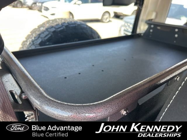 Used 2018 Jeep Wrangler Unlimited Rubicon w/ Connectivity Group AWD/4WD image 35