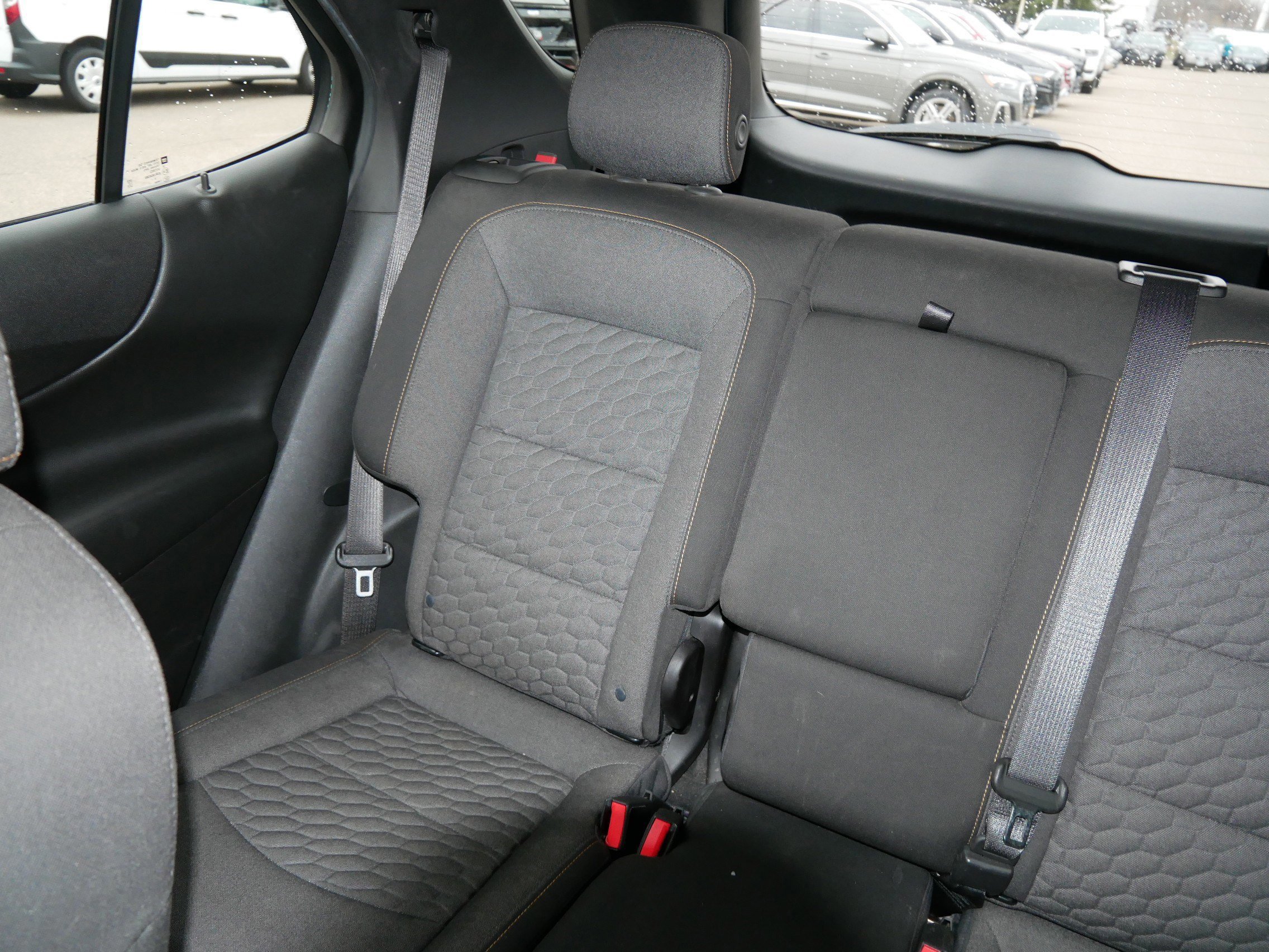 Used 2019 Chevrolet Equinox LT image 12