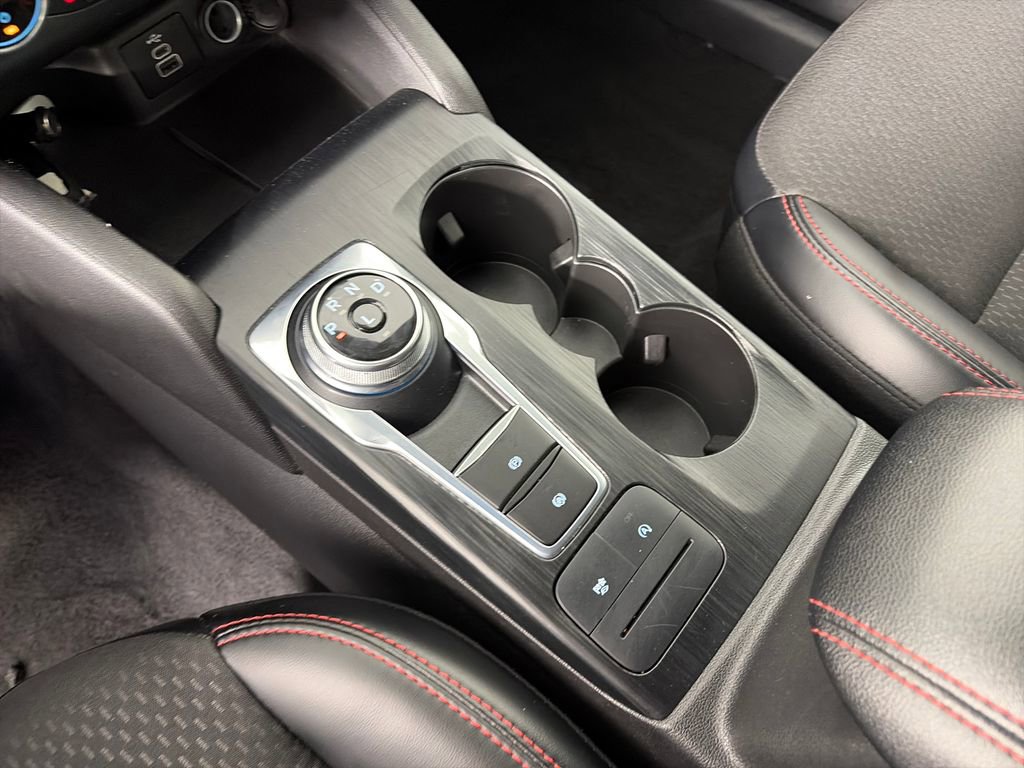 Certified 2025 Ford Escape ST-Line Select AWD/4WD image 22