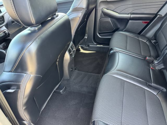 Certified 2025 Ford Escape SE FWD image 17