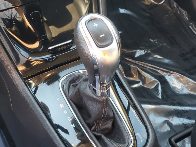 Used 2019 Buick Encore Preferred w/ Safety Package image 31