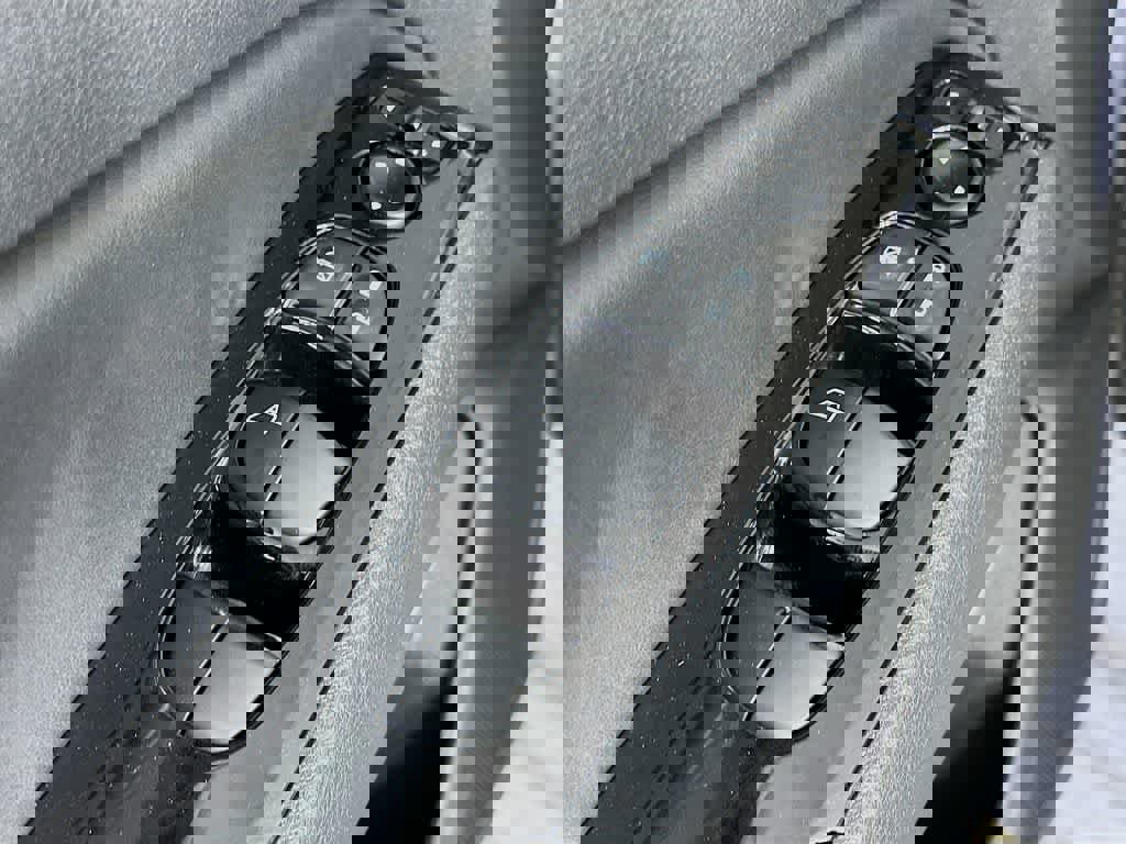 Used 2024 Nissan Altima 2.5 SR image 27