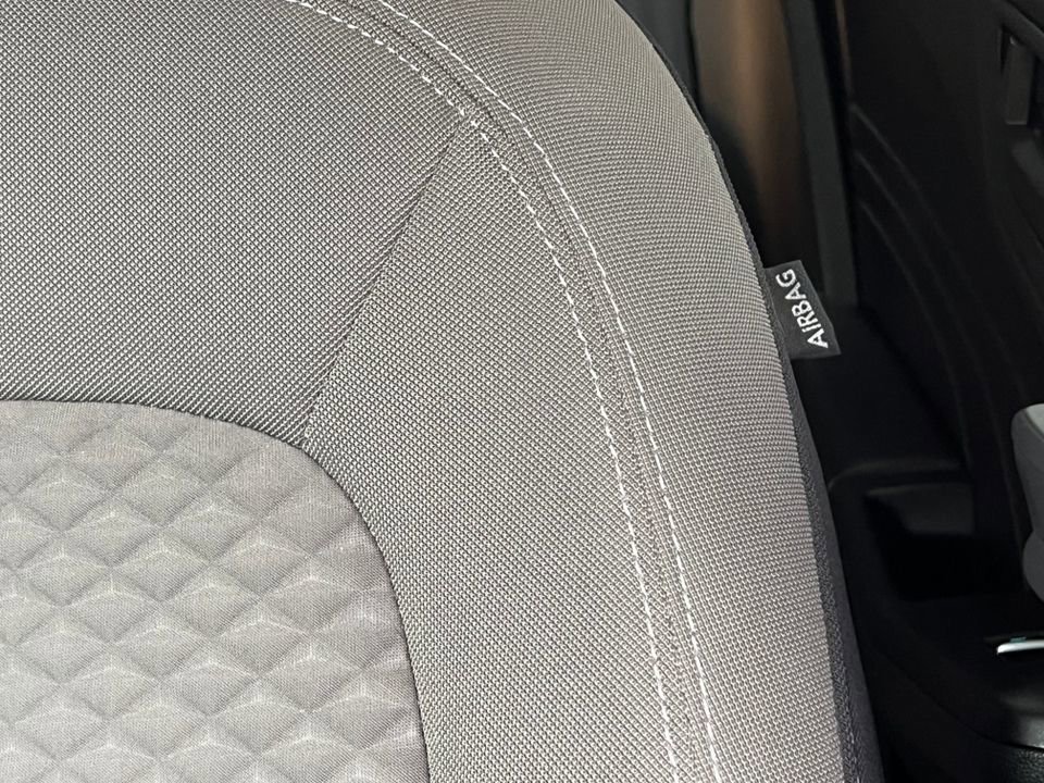 Certified 2022 Ford Escape SE w/ Convenience Package image 17