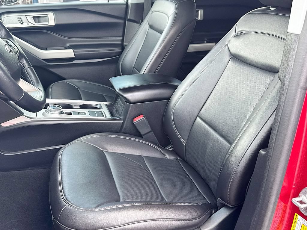 Certified 2022 Ford Explorer Limited w/ Equipment Group 301A RWD image 22