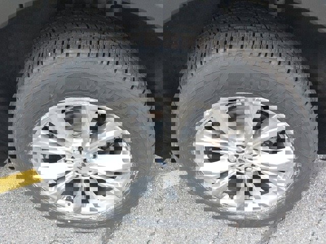 Certified 2021 Ford Explorer XLT w/ Equipment Group 202A image 13