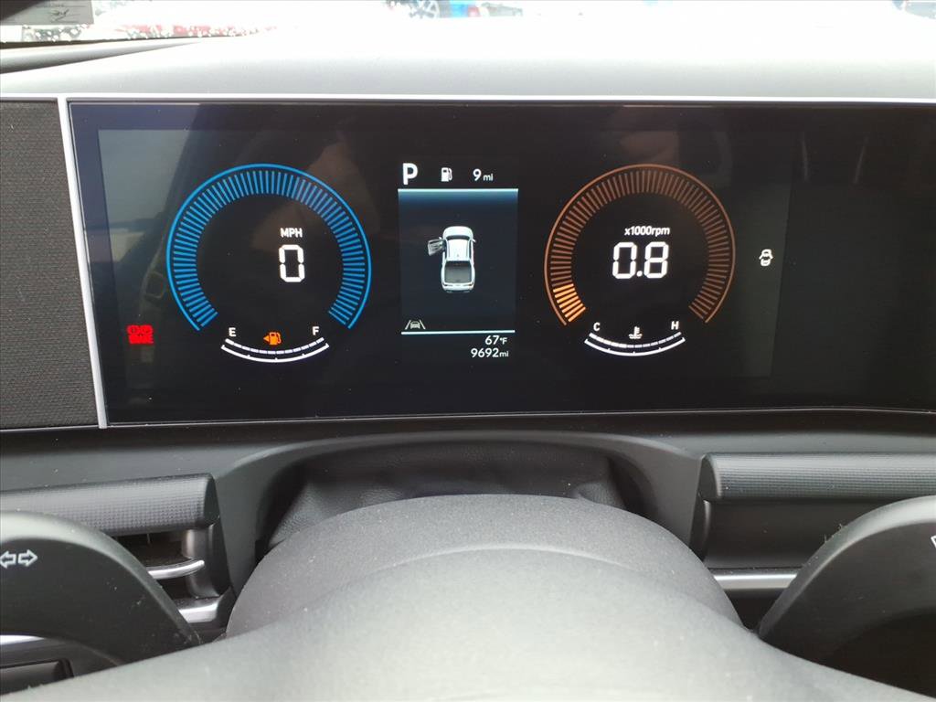 Used 2025 Hyundai Santa Cruz SEL AWD/4WD image 15