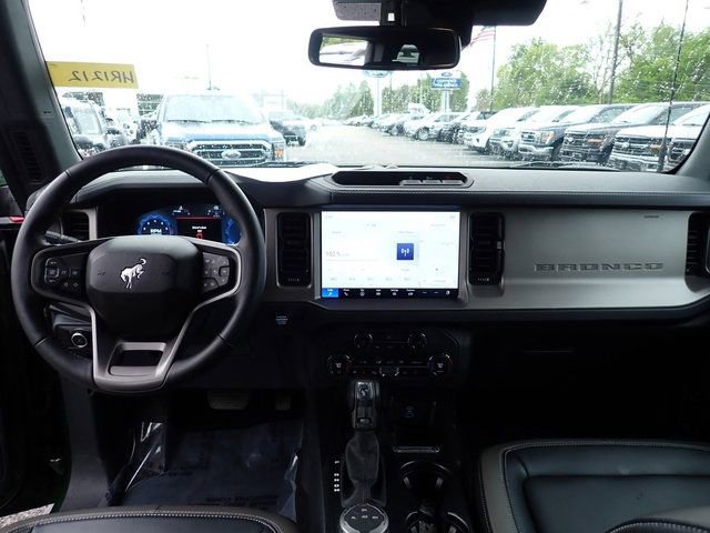 Certified 2025 Ford Bronco Outer Banks AWD/4WD image 21