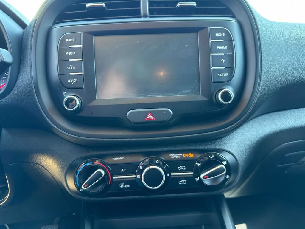 Used 2021 Kia Soul LX FWD image 26