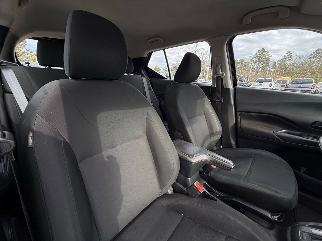 Used 2023 Nissan Kicks S w/ Interior Electronics Package image 30