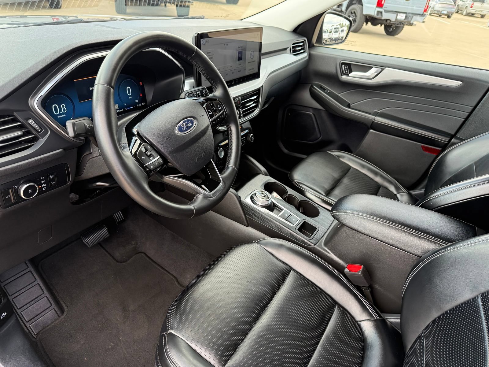 Certified 2024 Ford Escape Platinum AWD/4WD image 11