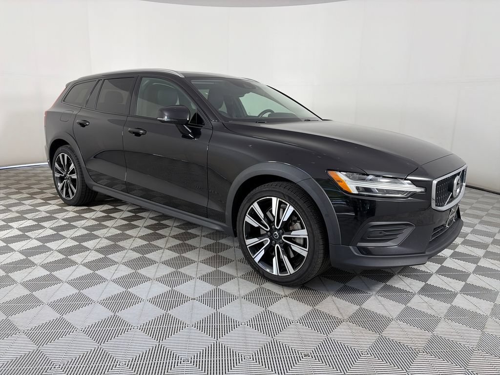 Used 2020 Volvo V60 T5 Cross Country