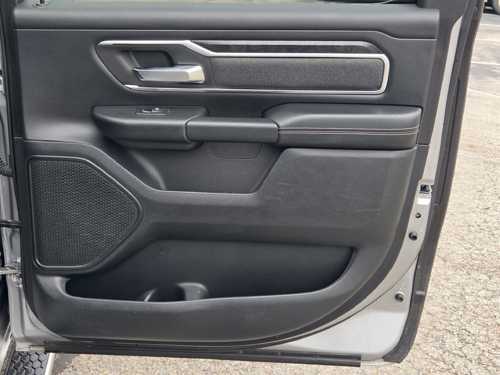 Used 2019 RAM 1500 Big Horn AWD/4WD image 30
