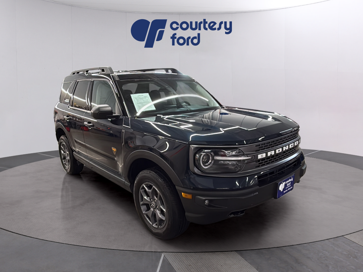 Certified 2022 Ford Bronco Sport Badlands AWD/4WD image 1